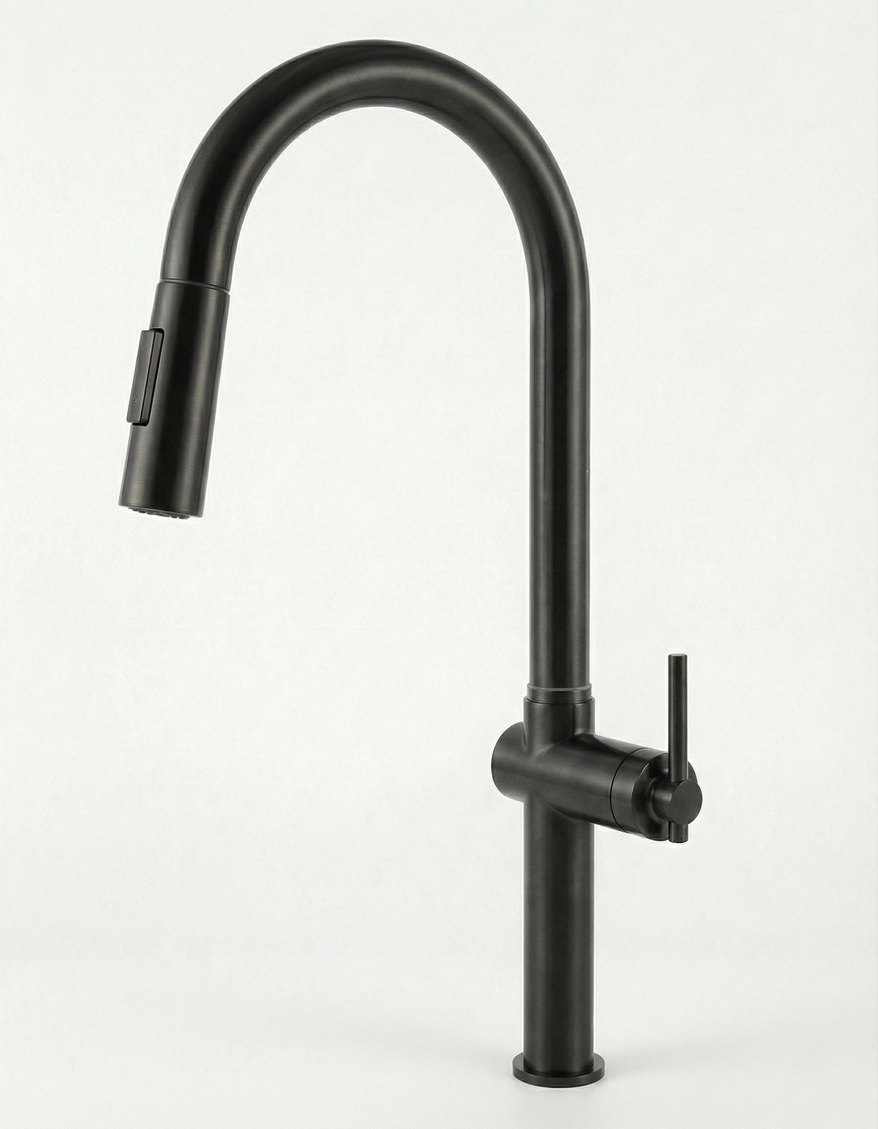 抽拉大弯黑色白底图